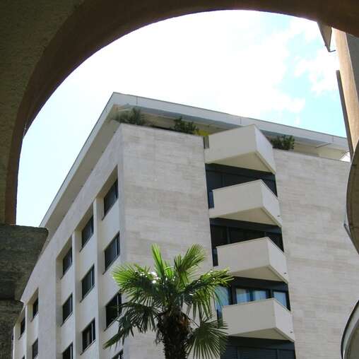 stoneface ventilated mit Naturstein Travertin Romano classico