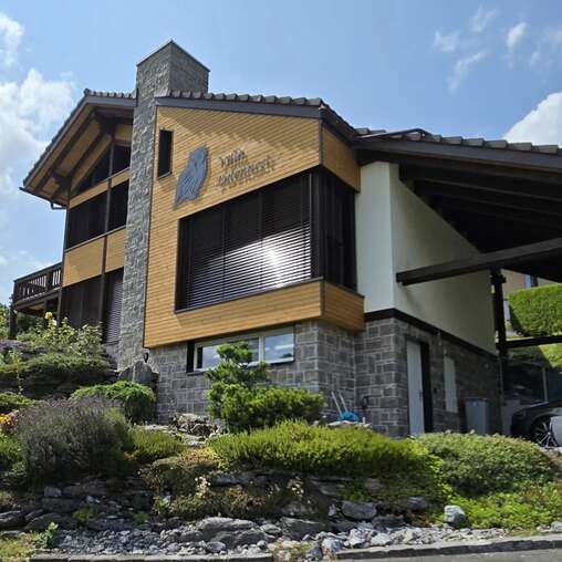 Stoneface Naturstein Kalkstein Pietra Piasentina bruchroh, ausgefugt